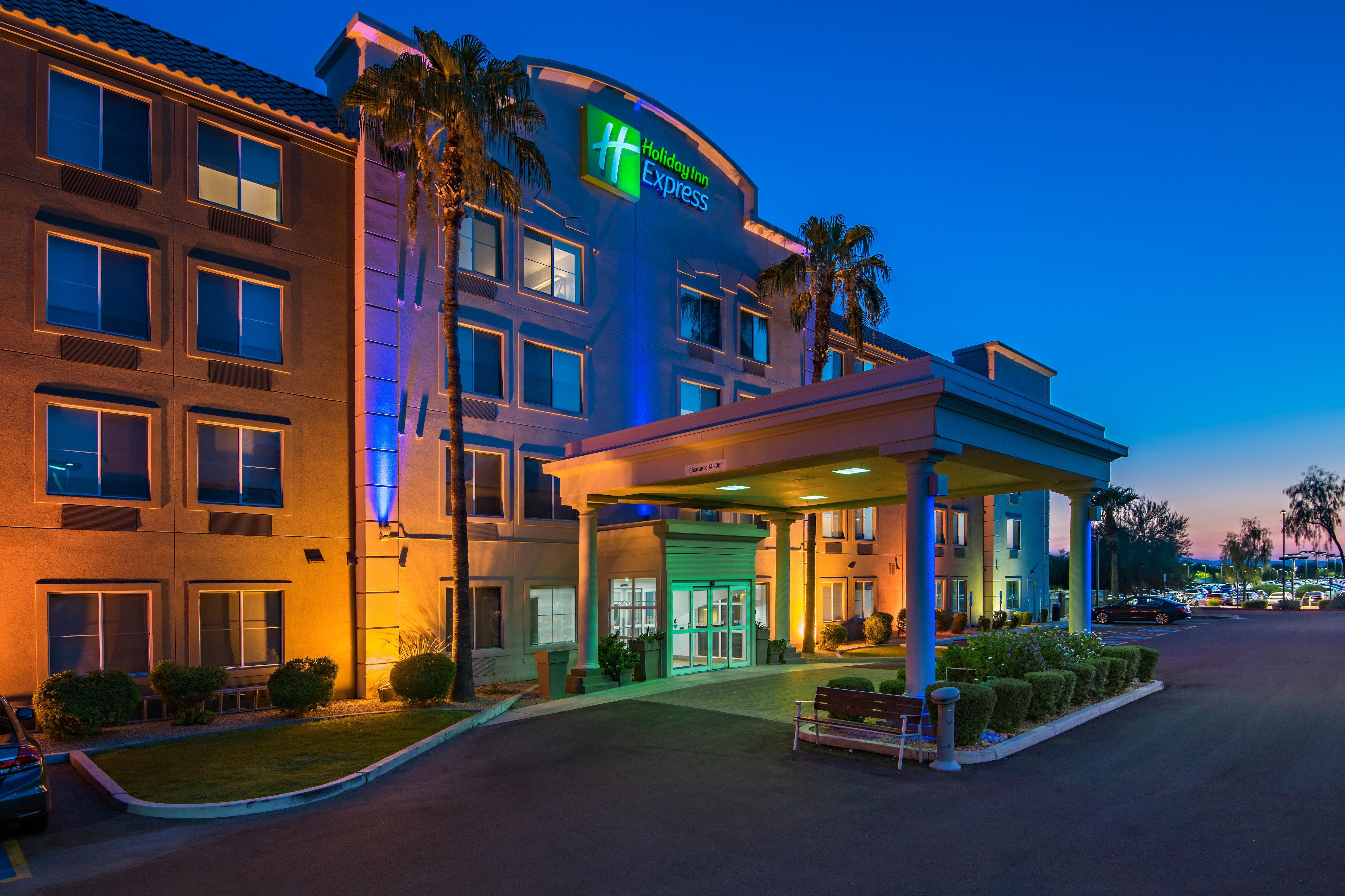 Holiday Inn Express Peoria North - Glendale By Ihg Zewnętrze zdjęcie