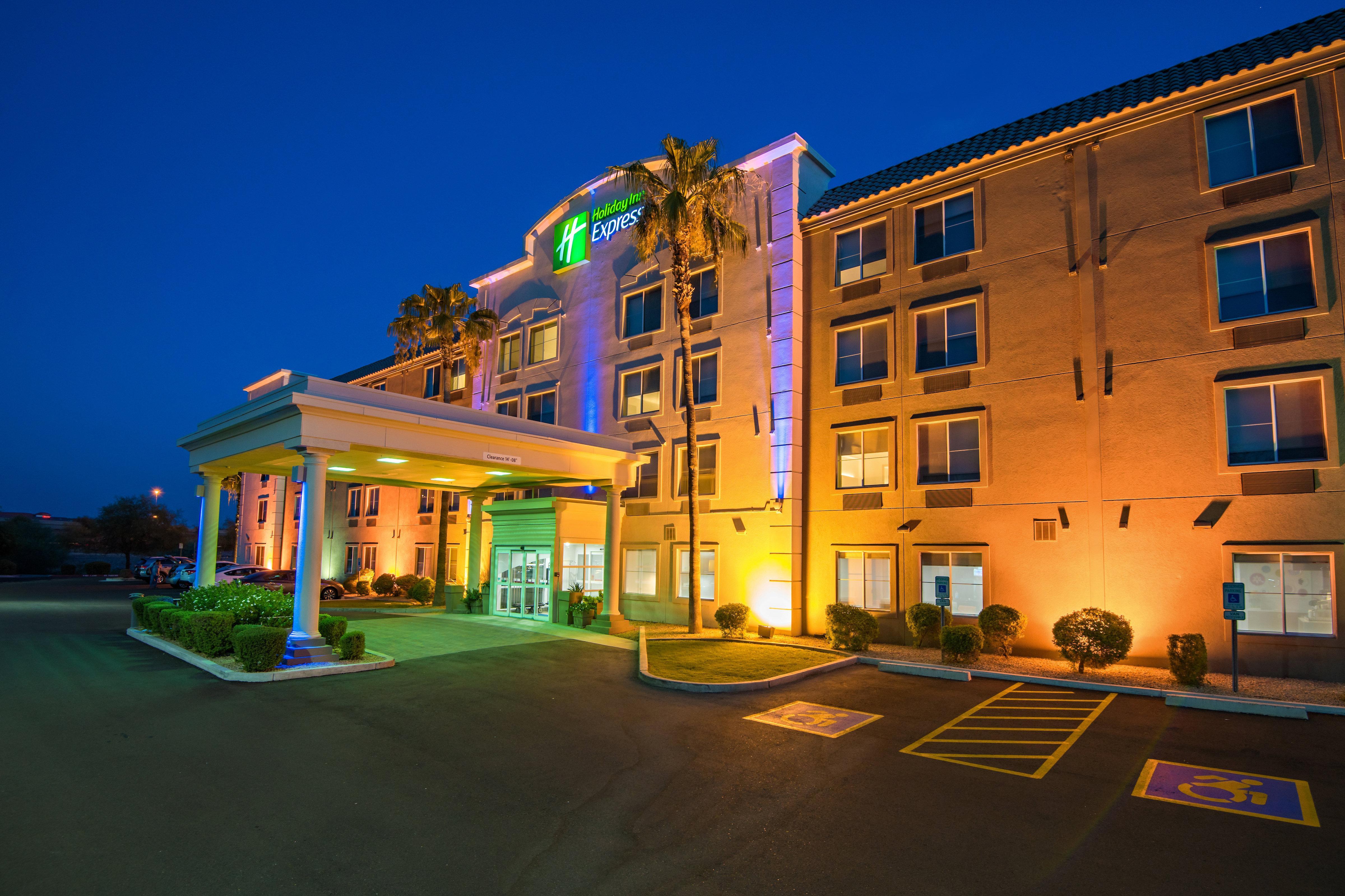 Holiday Inn Express Peoria North - Glendale By Ihg Zewnętrze zdjęcie