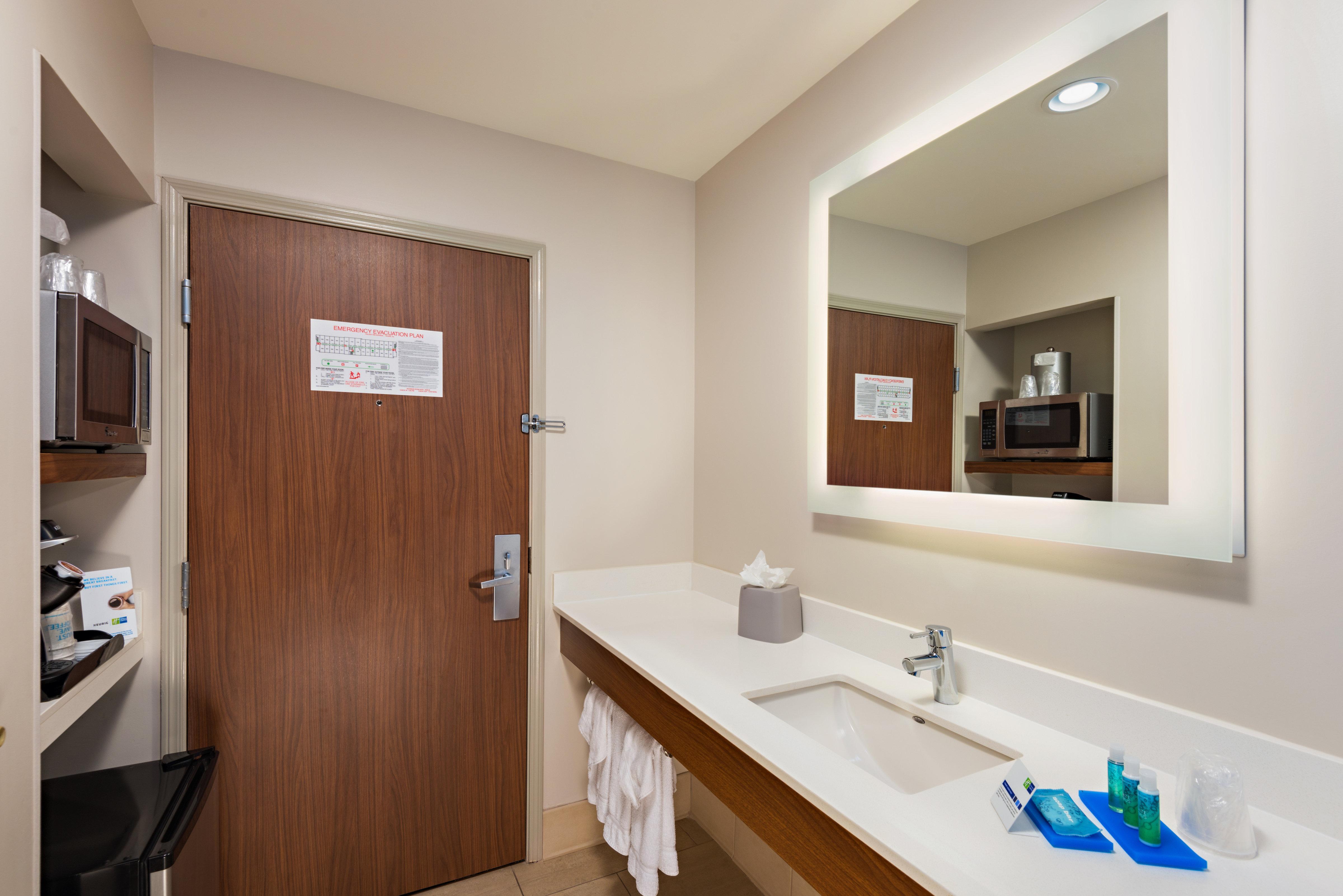 Holiday Inn Express Peoria North - Glendale By Ihg Zewnętrze zdjęcie
