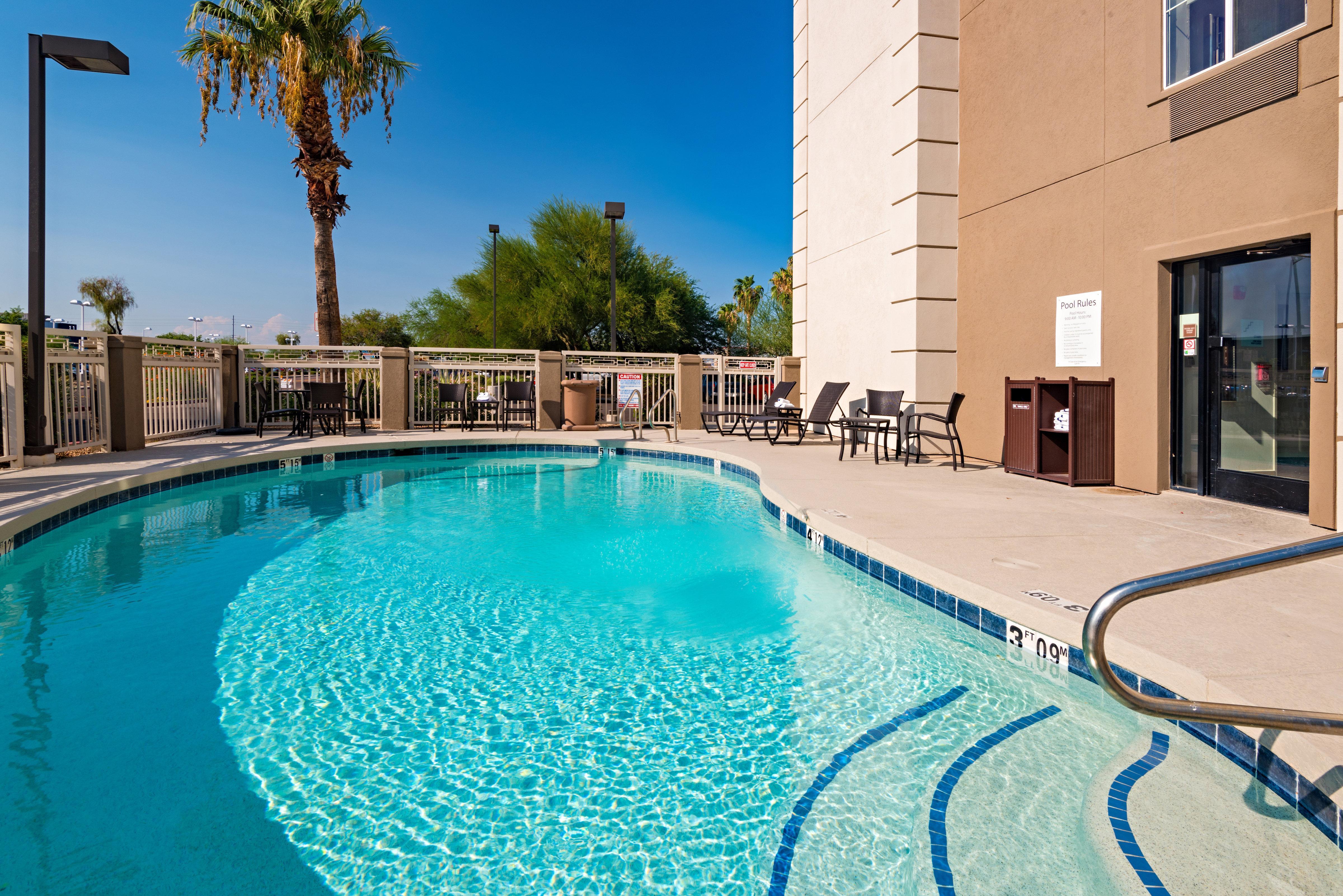 Holiday Inn Express Peoria North - Glendale By Ihg Zewnętrze zdjęcie