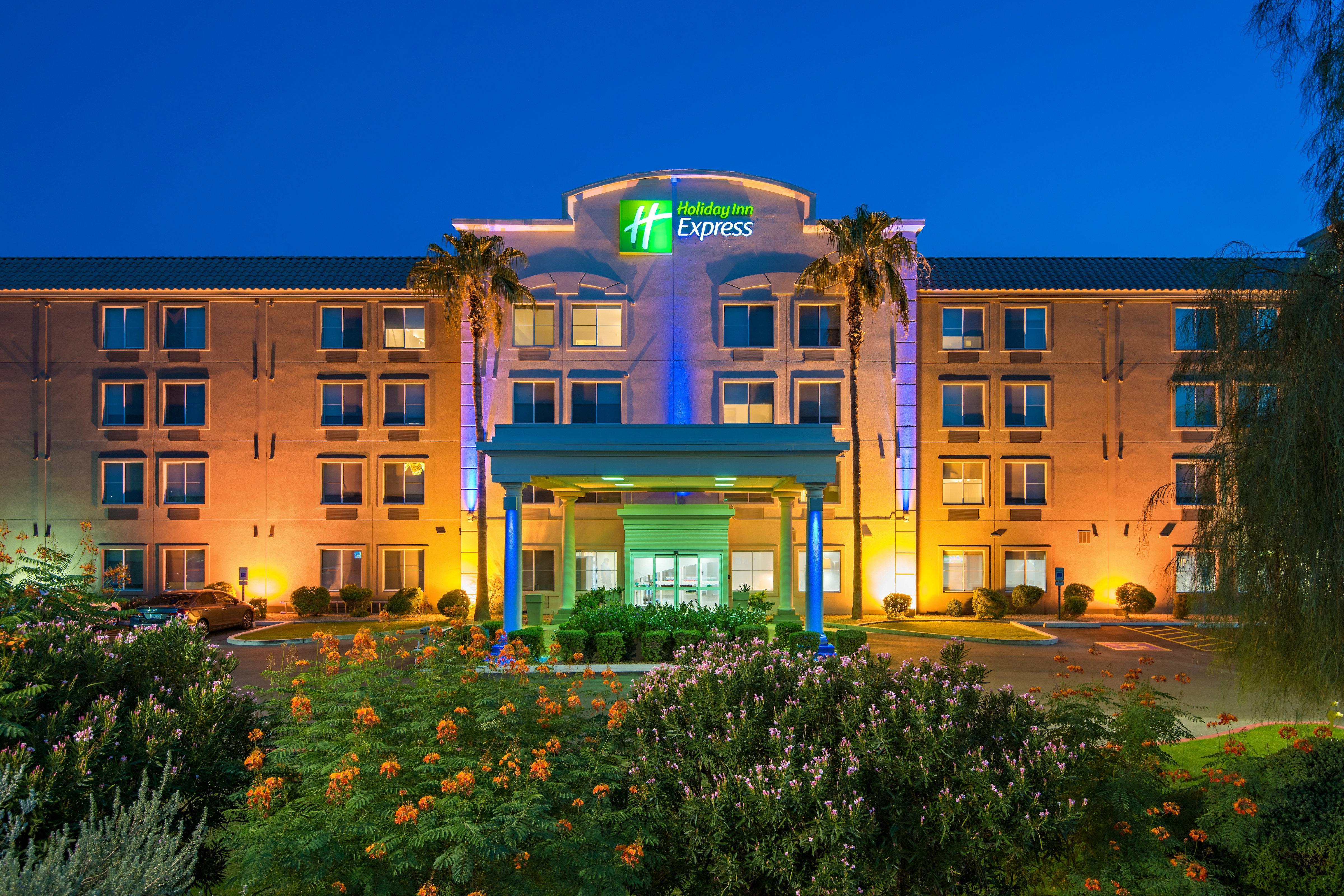 Holiday Inn Express Peoria North - Glendale By Ihg Zewnętrze zdjęcie