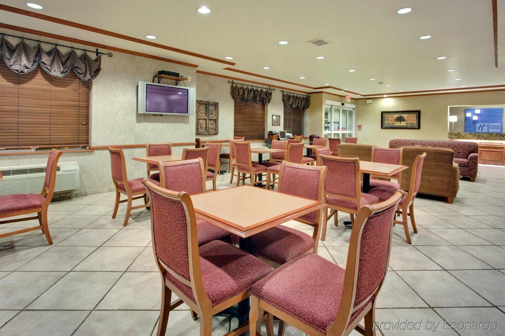 Holiday Inn Express Peoria North - Glendale By Ihg Zewnętrze zdjęcie